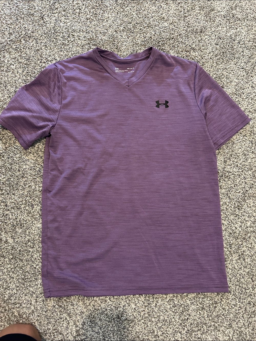 Under Armour Men’s Purple Heather V-Neck Performance Tee